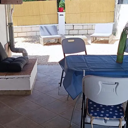 Appartement , 30m Vom *