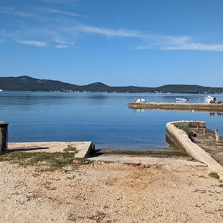 アパート , 30m Vom